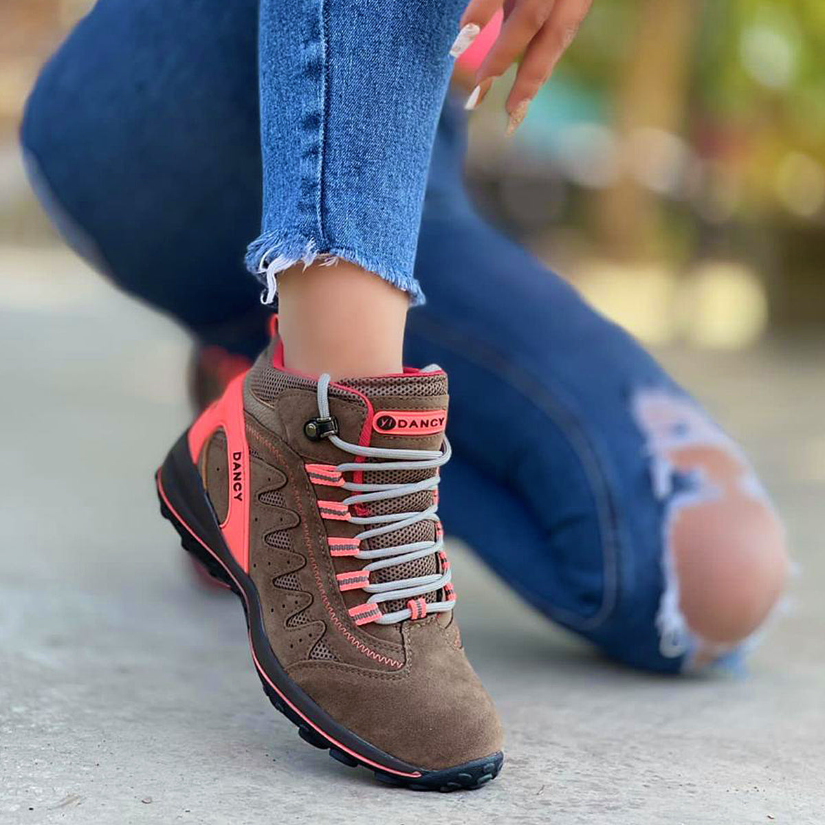 Zapatilla de Trekking Outdoor Mujer Colores - Caja de 8 Pares