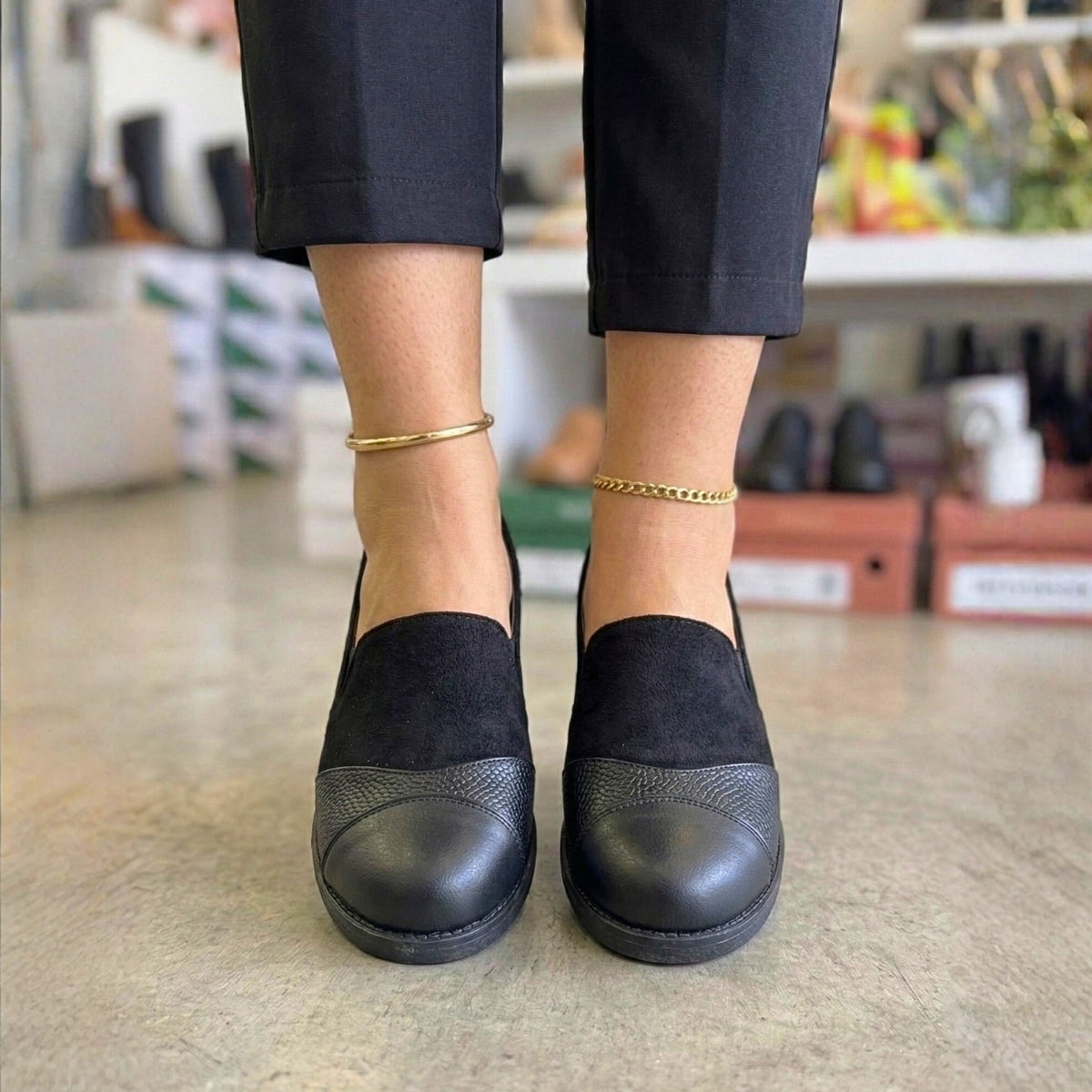 Mocasines Elegantes de Gamuza Negro - Caja de 12 Pares