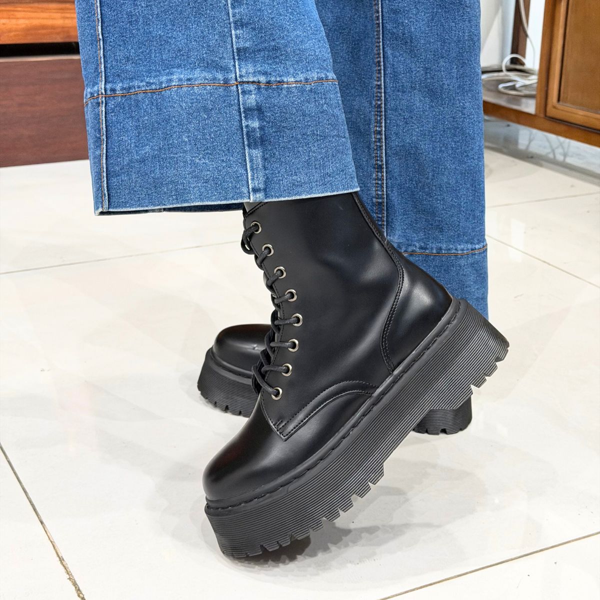 Botín Con Plataforma Mujer Bototo S6 Negro - Caja de 12 Pares